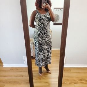 2 Dye 4 leopard dress size Small fits like a Large stretchy